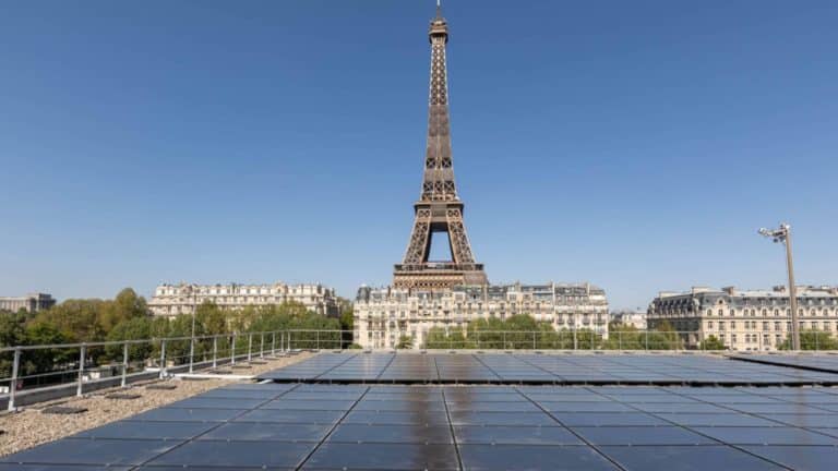Paris panneaux solaires
