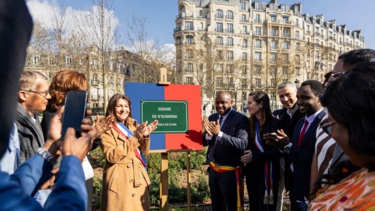 Inauguration Square de N'Djamena à Paris